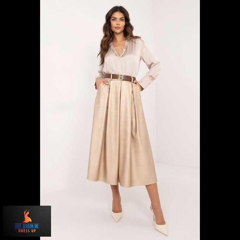 Elegant beige farvet nederdel fra Italy Moda (202777)